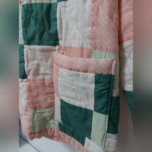 Hoodie upcycle from an old short stitch. - Picture 5 of 10